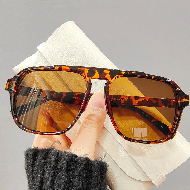 Sporty Vintage Frame Glasses