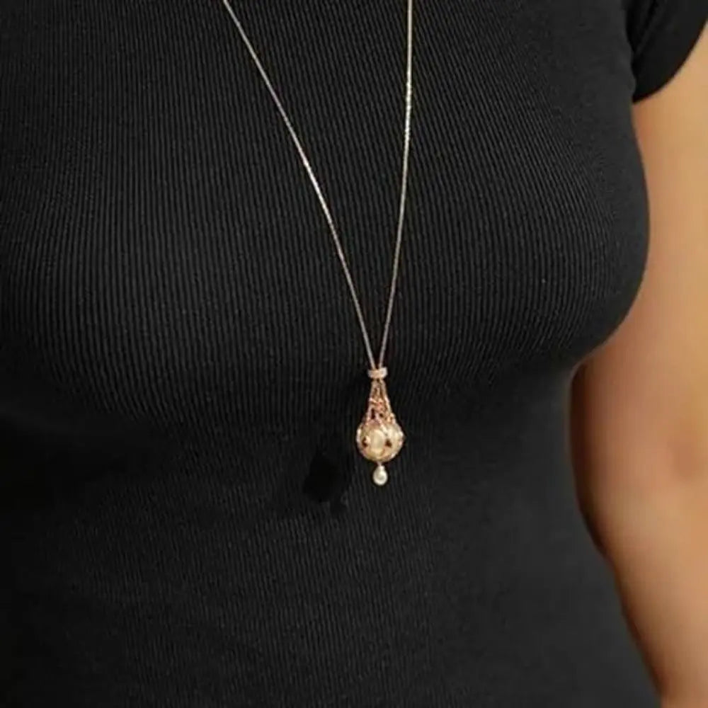 Metal Pearl Gemstone Necklace