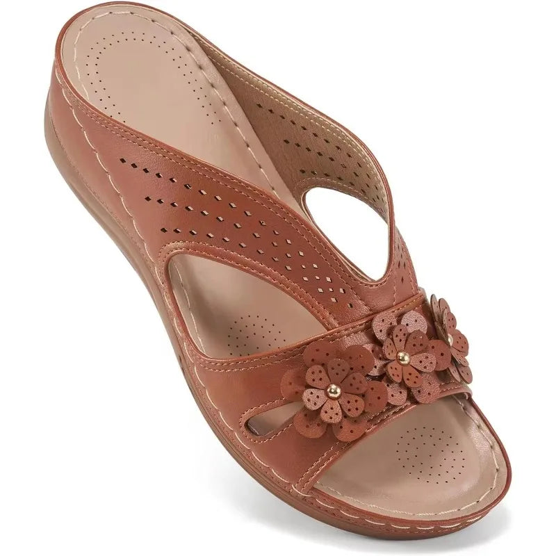 Hollow Wedge Beach Sandals