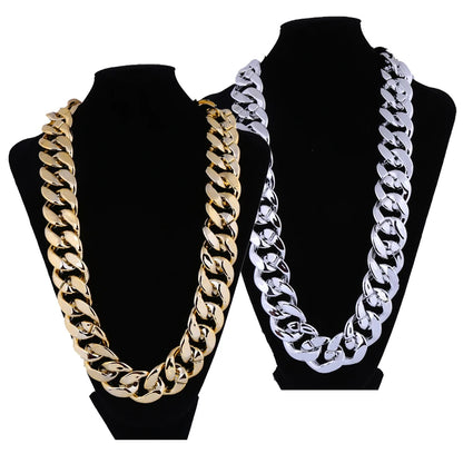 Wide Chunky Chain Necklace