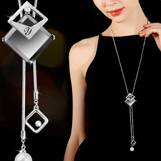 Women’s Long Pendant Necklace