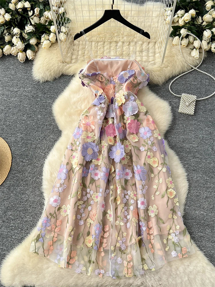 Embroidery Strapless Evening Dress