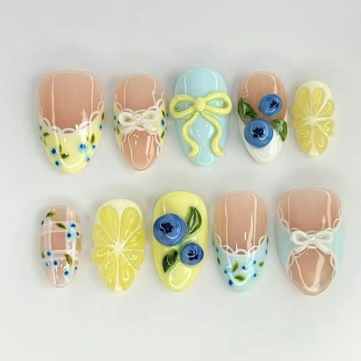 Gradient Blue Flower Press-On Nails