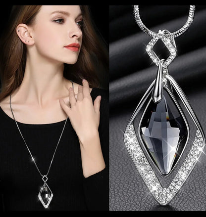 Women’s Long Pendant Necklace