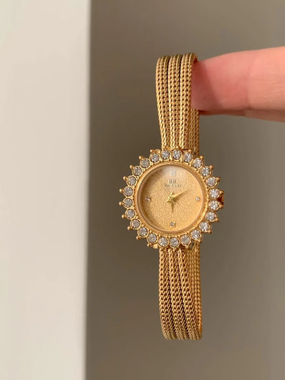 Minimal Round Watch