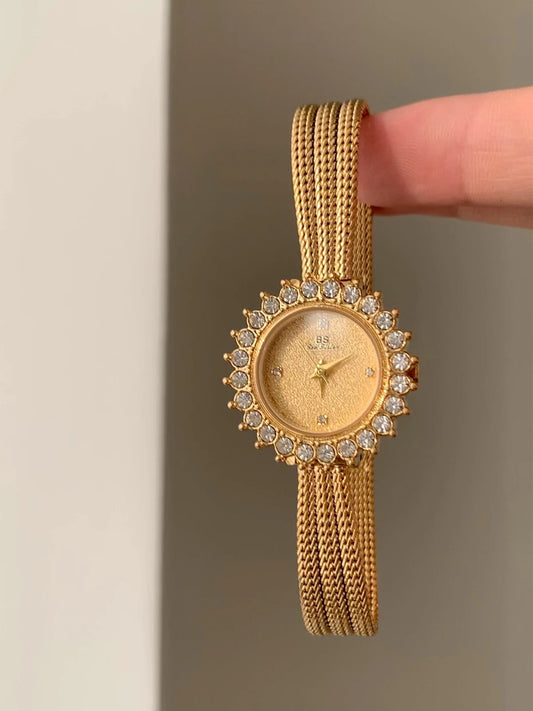 Minimal Round Watch