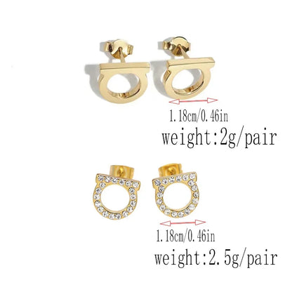 D-Shaped Stud Earrings