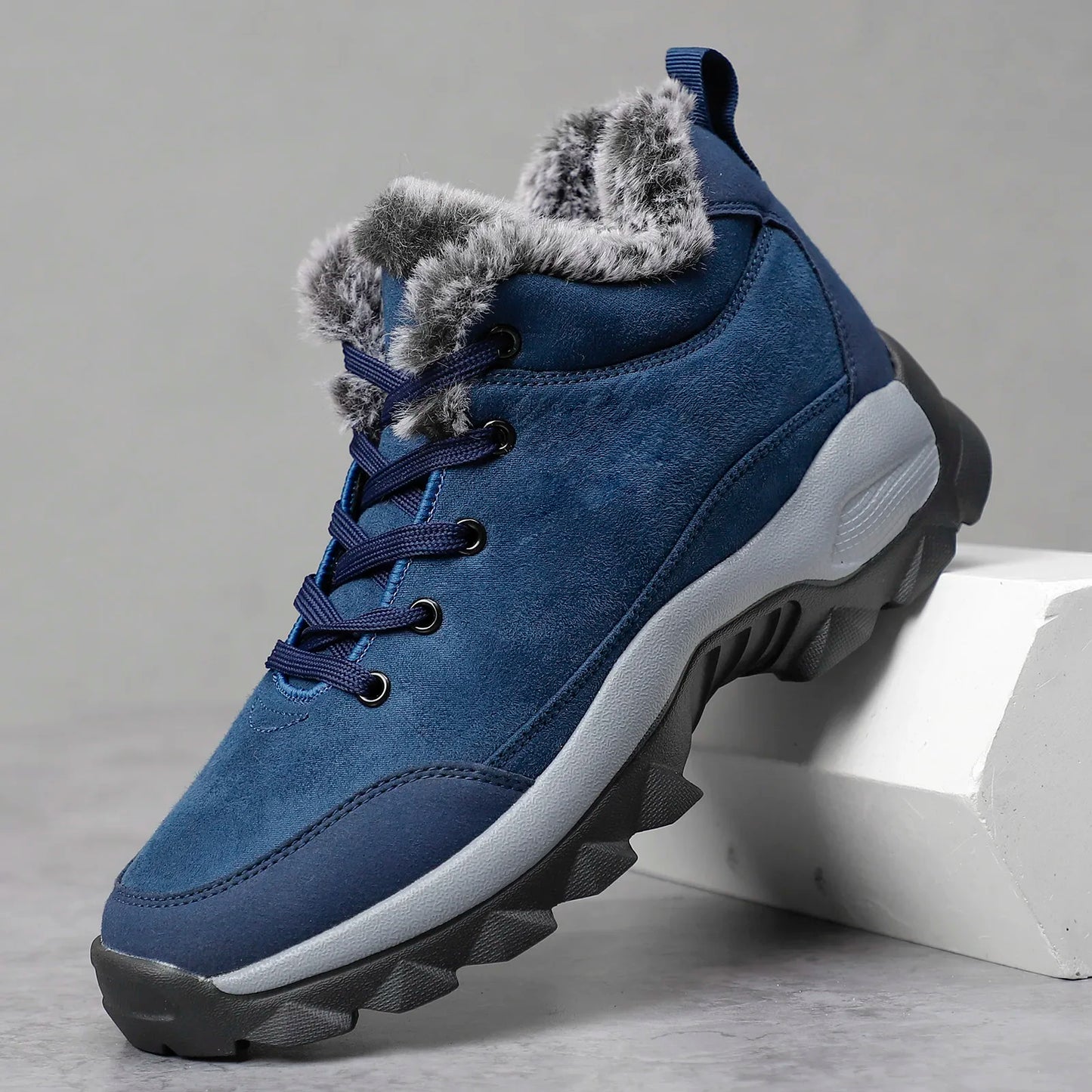 Black Mountain Climbing Sneakers