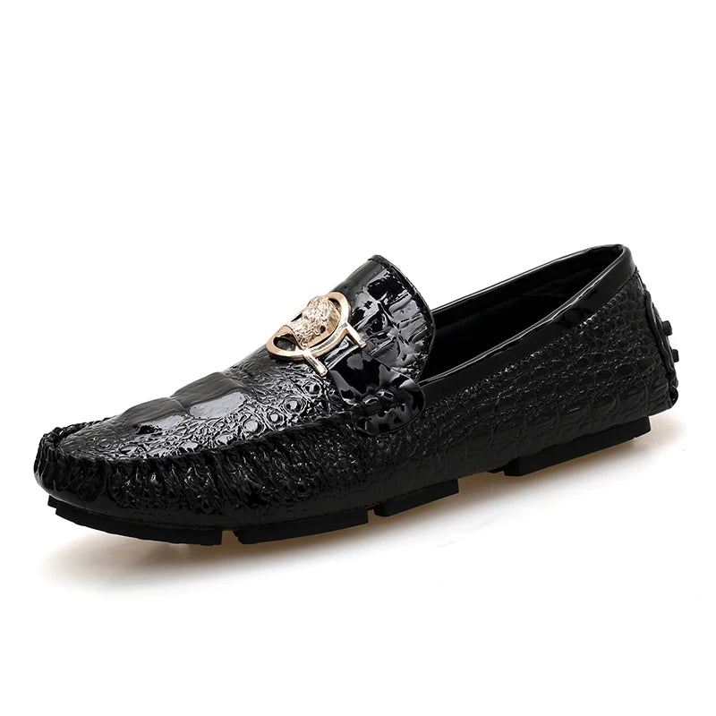 Crocodile Pattern Slip-On Shoes