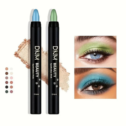 Pearlescent glitter eyeliner