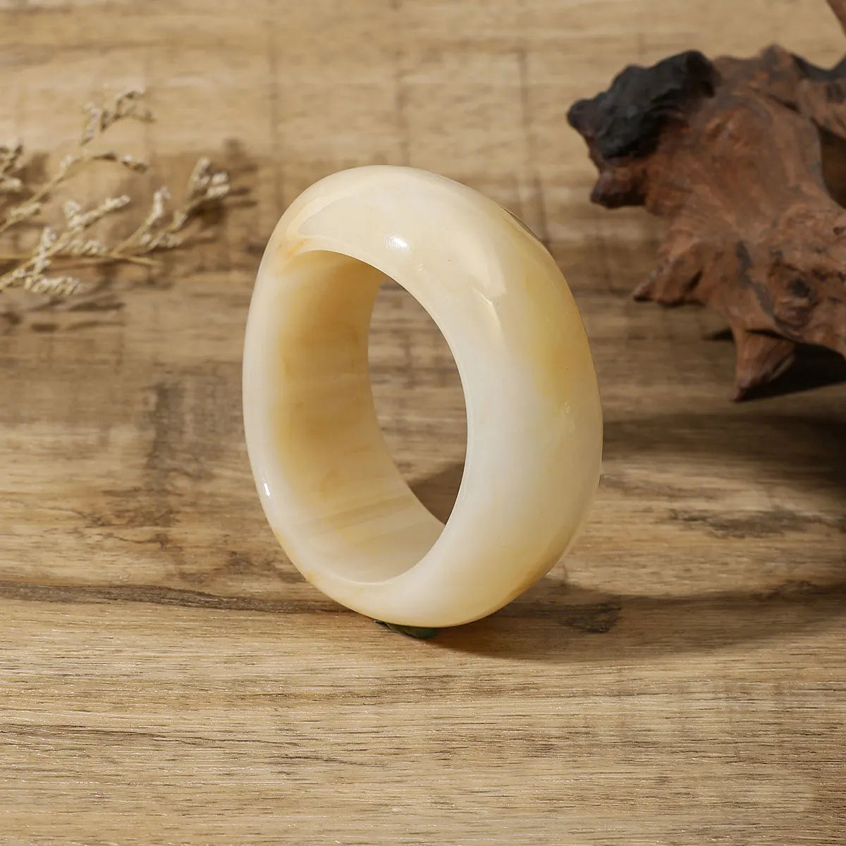Fashion Irregular Acrylic Resin Bangles