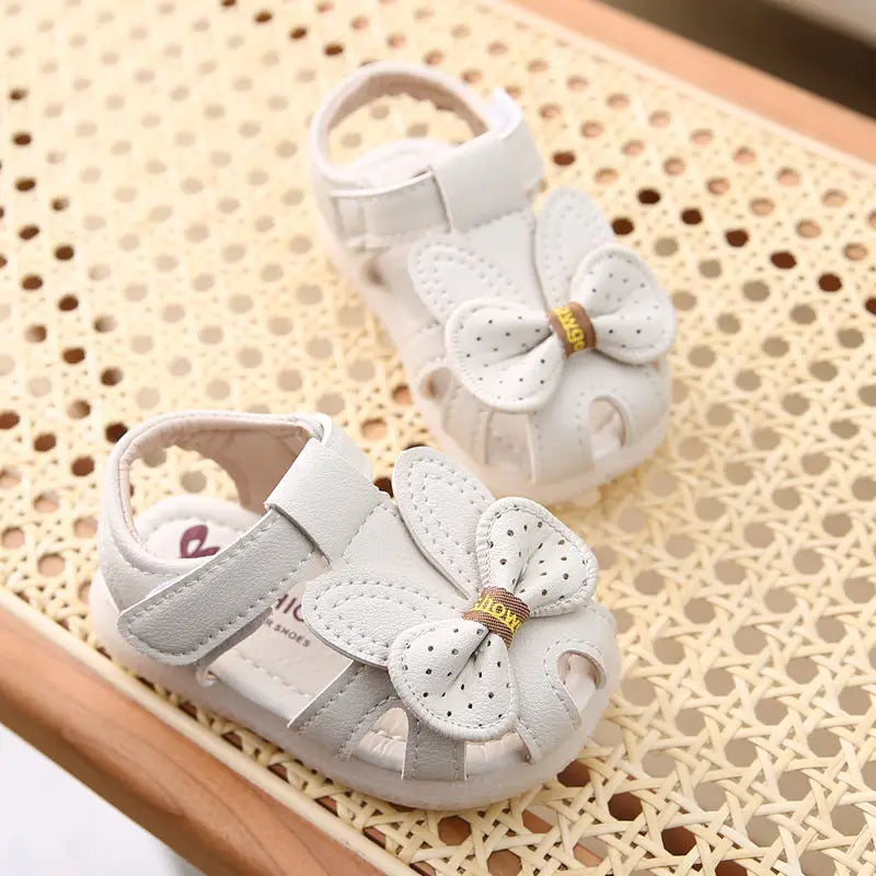Bun Toe Baby Sandals