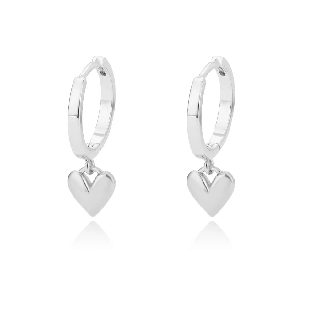 Hollow zircon heart earrings