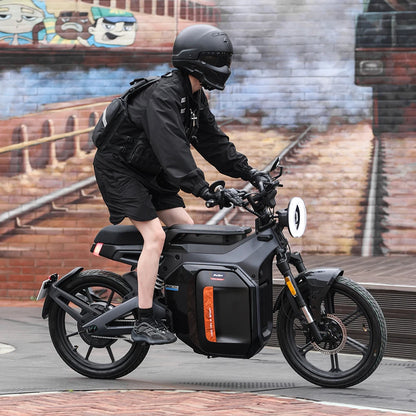 Adjustable Motocross Vest with Backpack