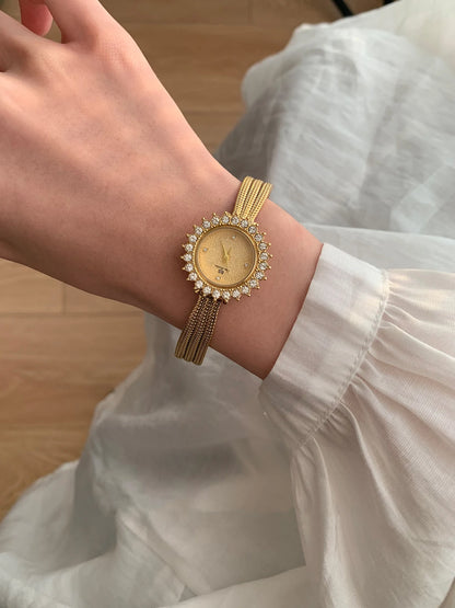 Minimal Round Watch
