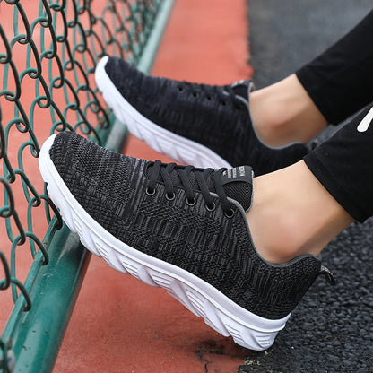 Maedef Lightweight Training Sneakers