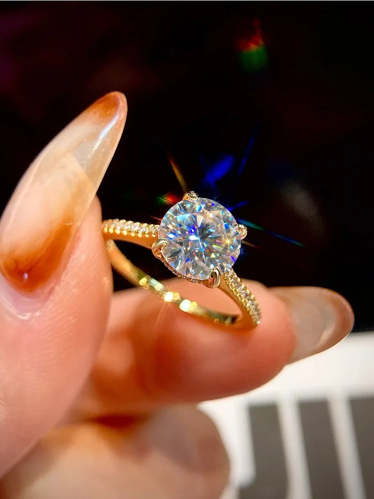Round Moissanite Band Ring