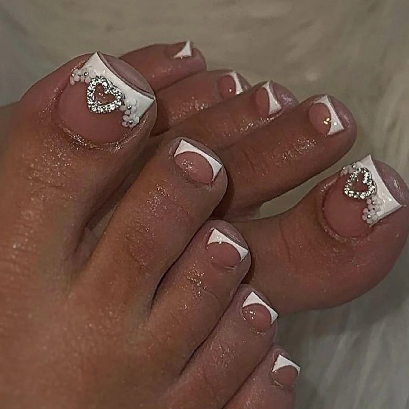 White Press-On Nail Set