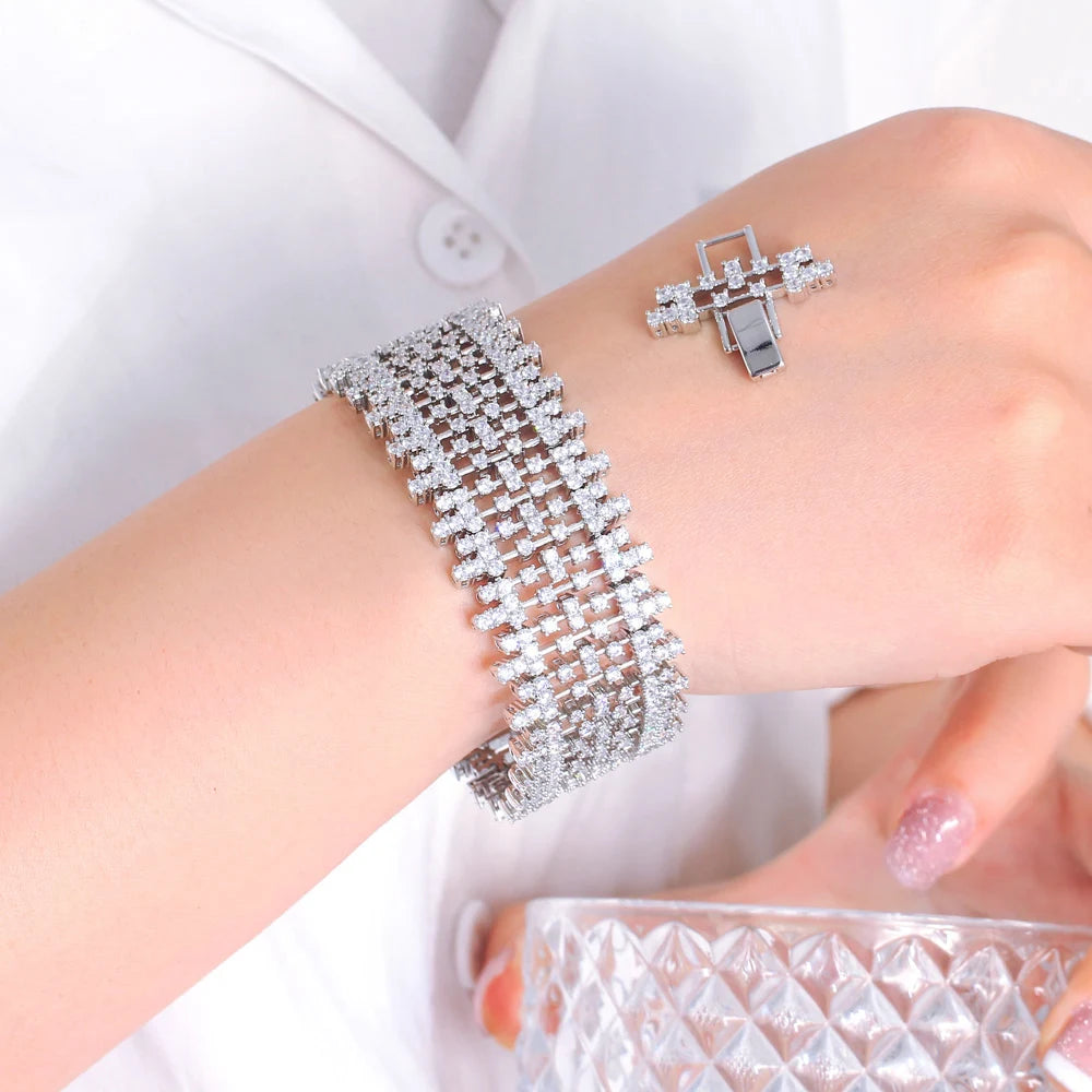 Vintage Zircon Round Bracelet