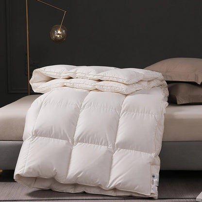Golden Edge Goose Down Quilt