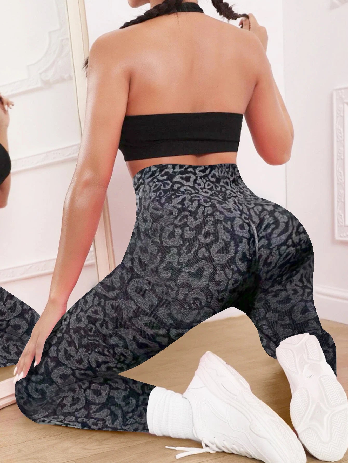 Leopard Print Wide-Belt Leggings
