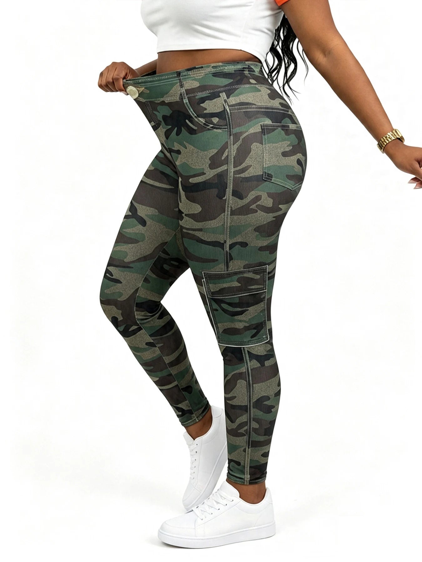 Plus Size Camo Cargo Leggings