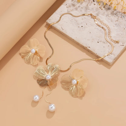 Pearl Flower Jewelry Set