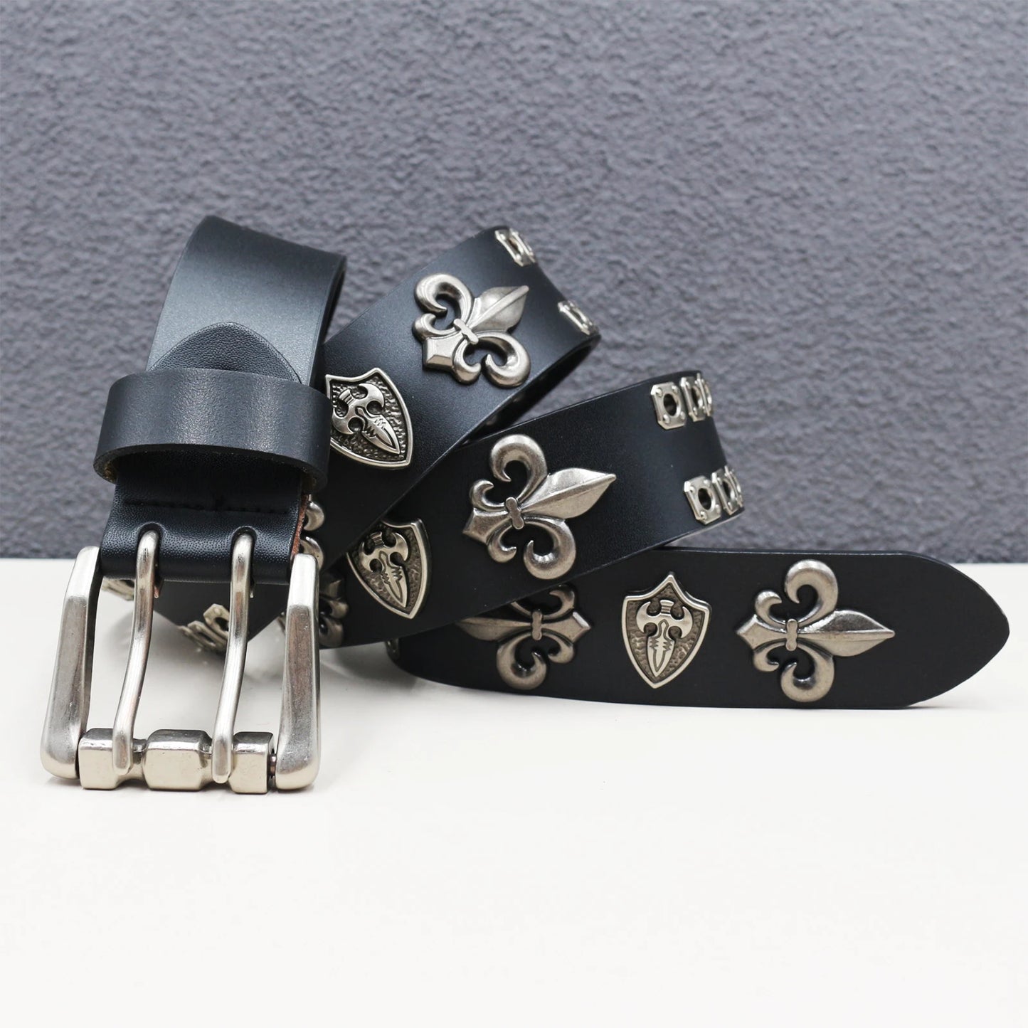 Heavy duty leather belt