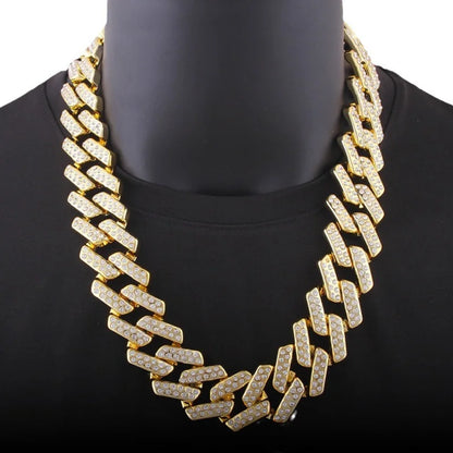 Wide Chunky Chain Necklace