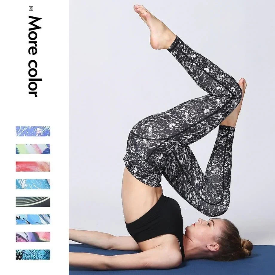 Cloud Hide Floral Push-Up Leggings