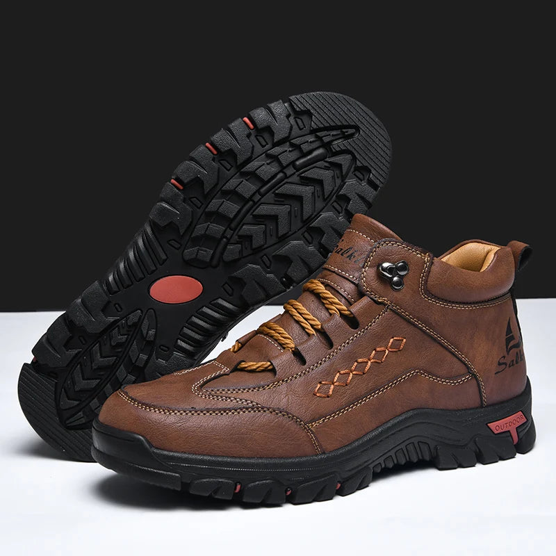 Thick-Sole Round-Toe Hiking Boots