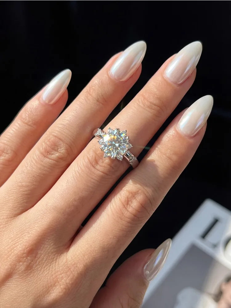 Geometric Moissanite Band Ring