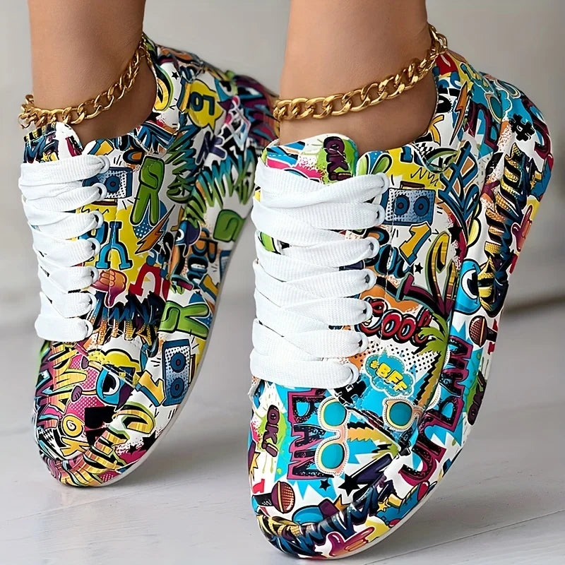 Women's Graffiti Print Low-Top Platform Sneakers
