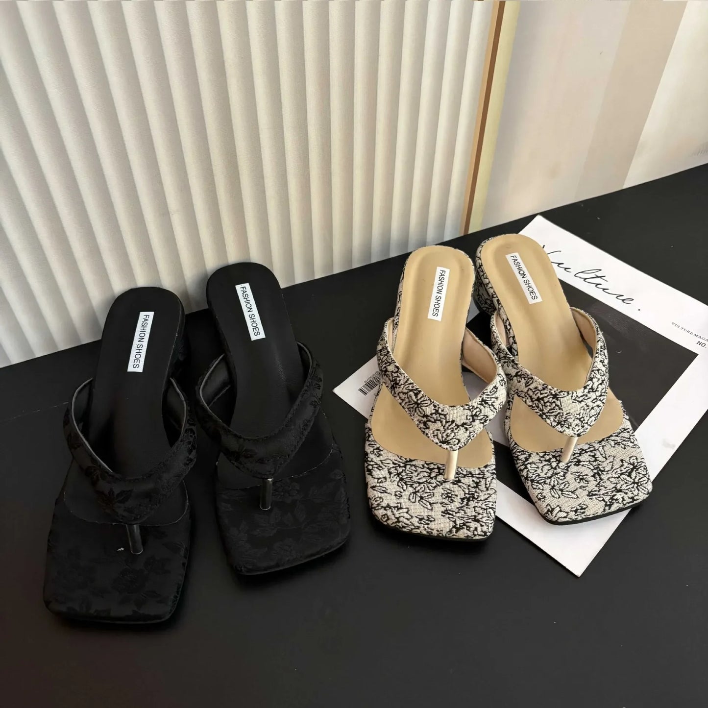 Flower Accent PU Slippers