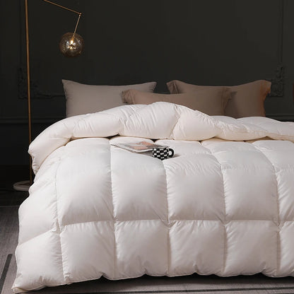 Golden Edge Goose Down Quilt