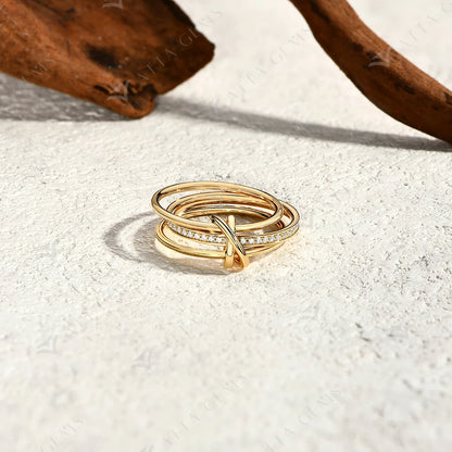 Round Moissanite Connect Ring