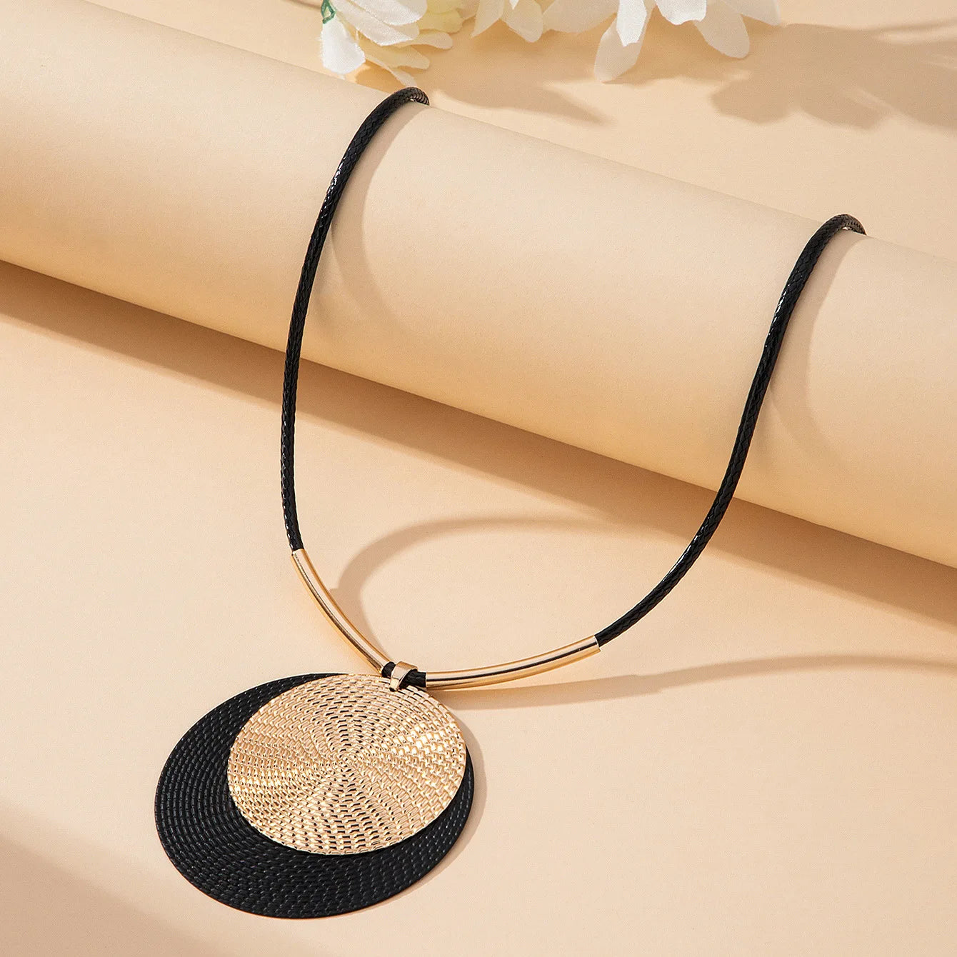 Round Pendant Necklace Earring Set