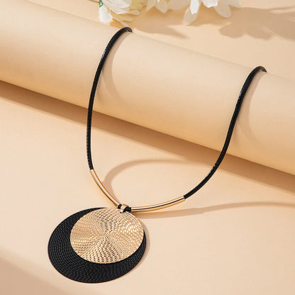 Round Pendant Necklace Earring Set