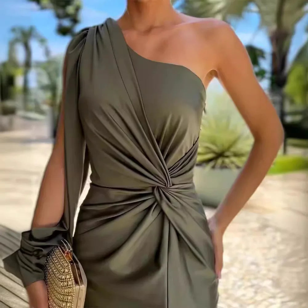 Elegant Pleated Slim Dress