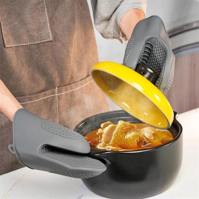 Silicone Dotted Slip-Resistant Glove Clip