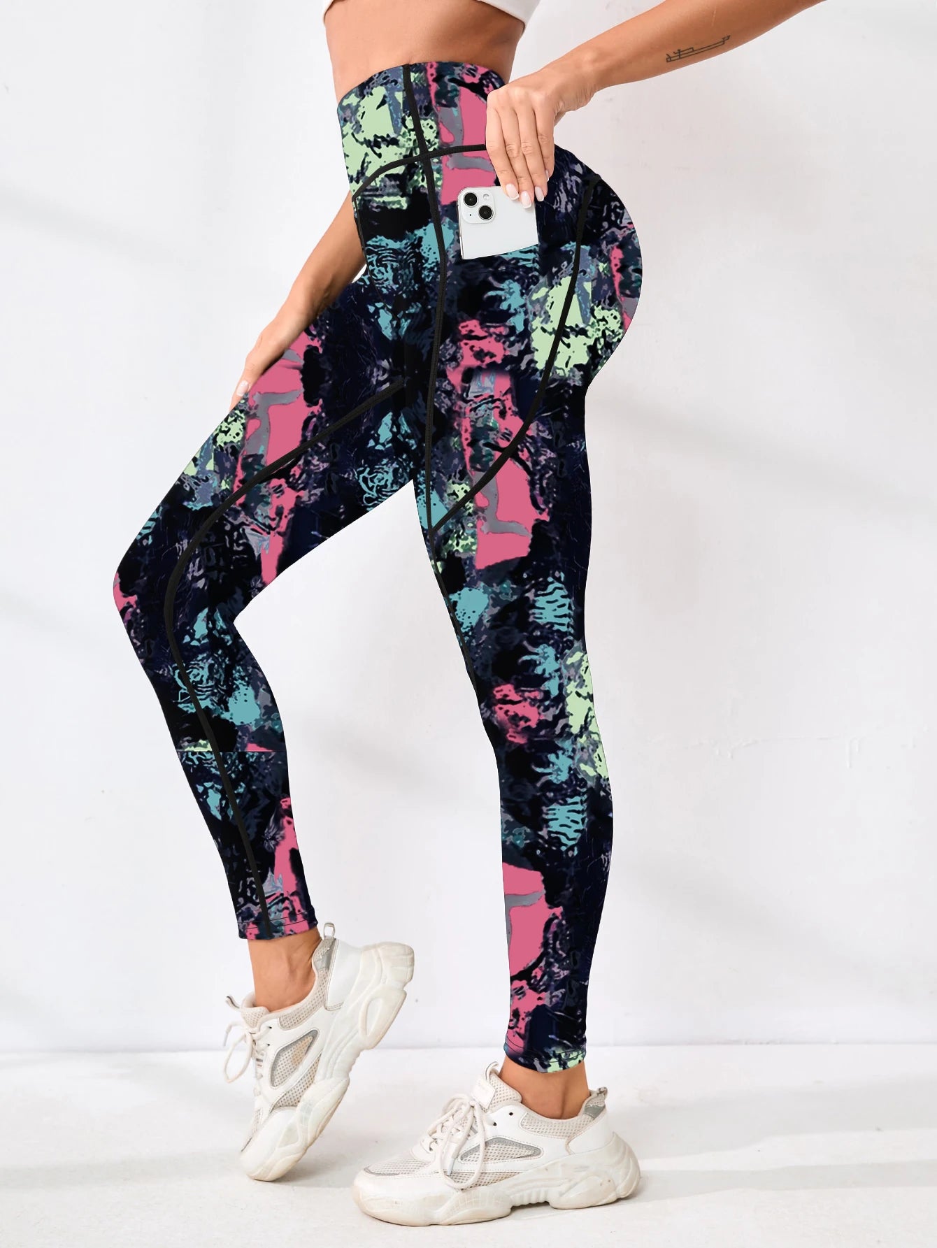 Printed Pocket Tummy-Control Pants