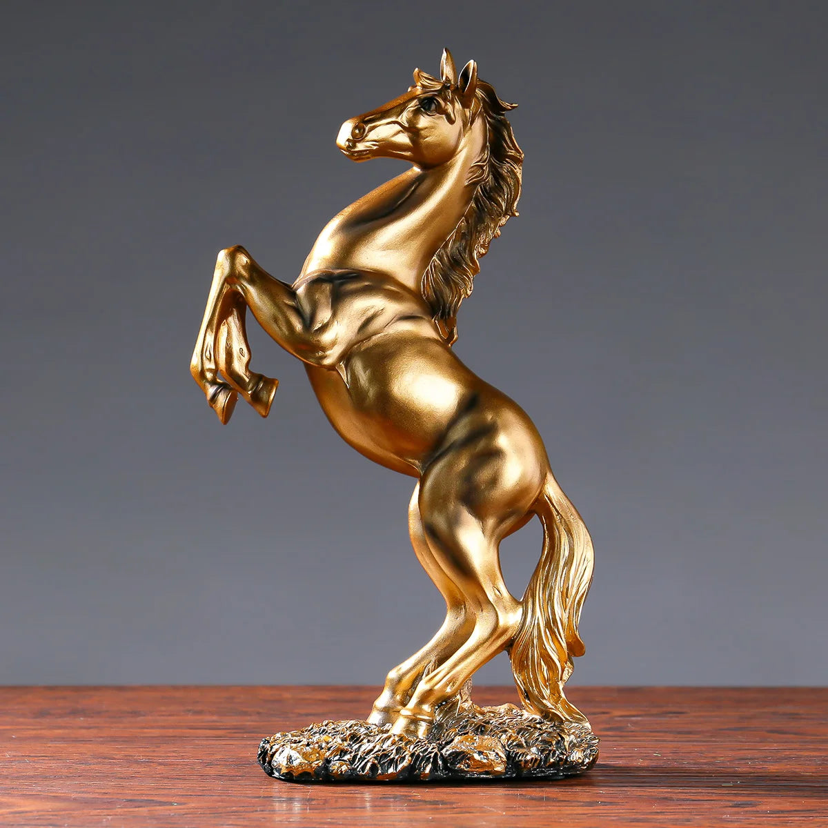 Home Resin Victory Horse