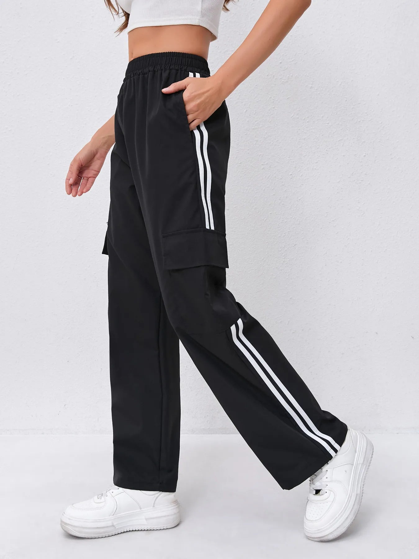 Double-Pocket Elastic Slimming Trousers