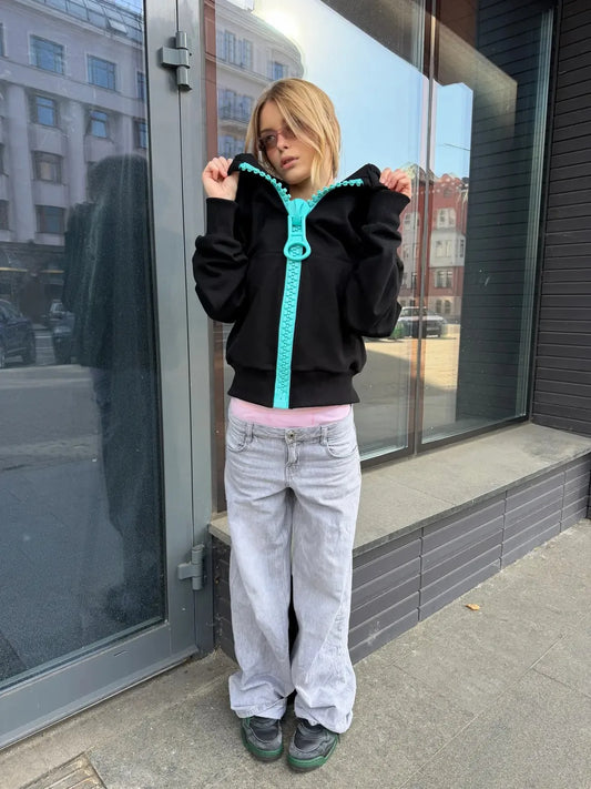 Cropped Contrast Zip Hoodie