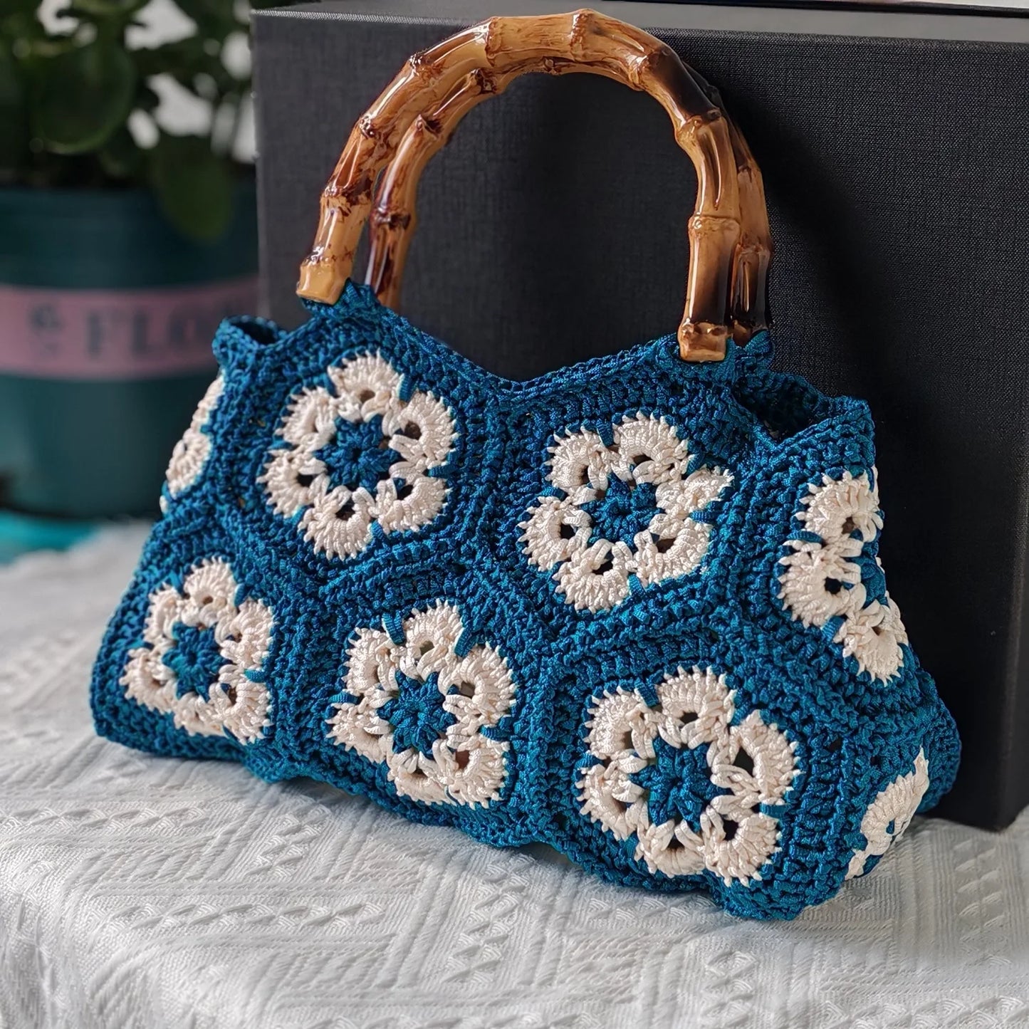Crochet Bamboo Handle Tote