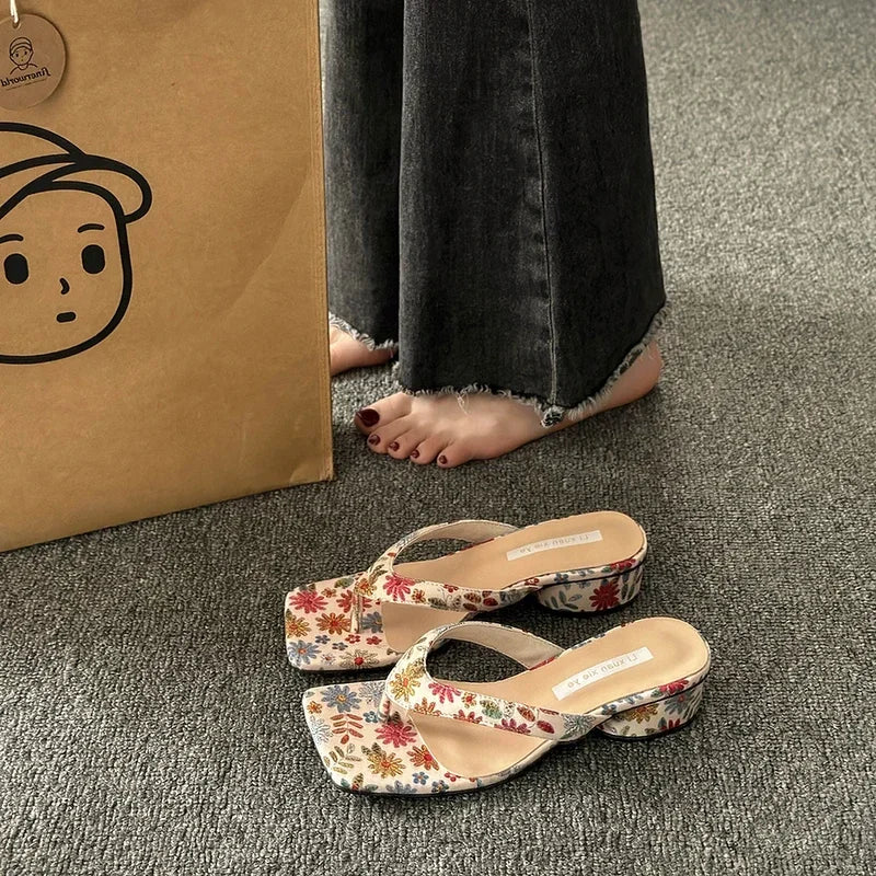Flower Accent PU Slippers