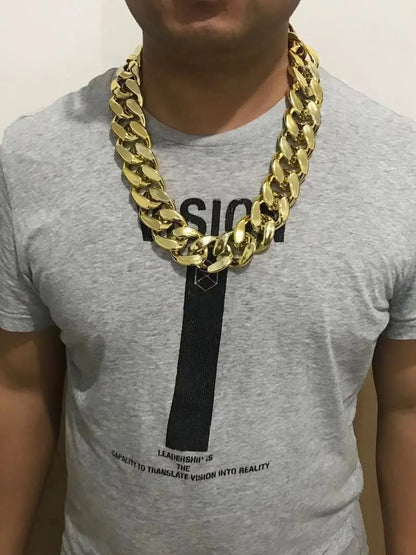 Wide Chunky Chain Necklace