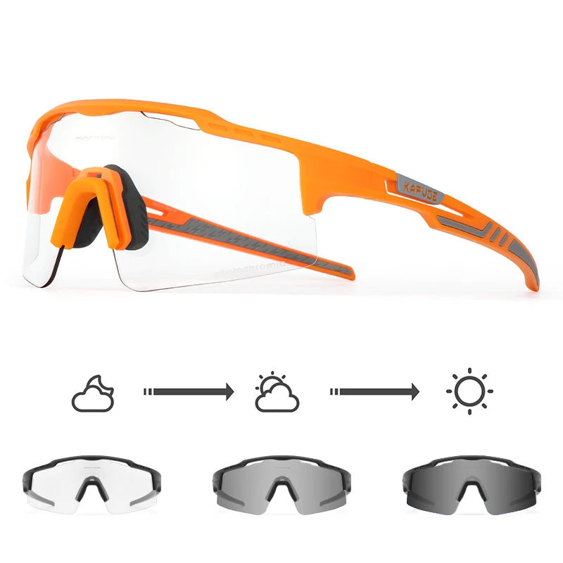 Photochromic Cycling Glasses