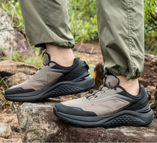 Baasploa Rotating Button Sneakers