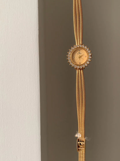 Minimal Round Watch
